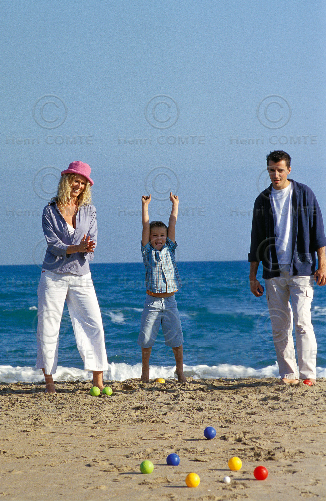 Famille à la plage