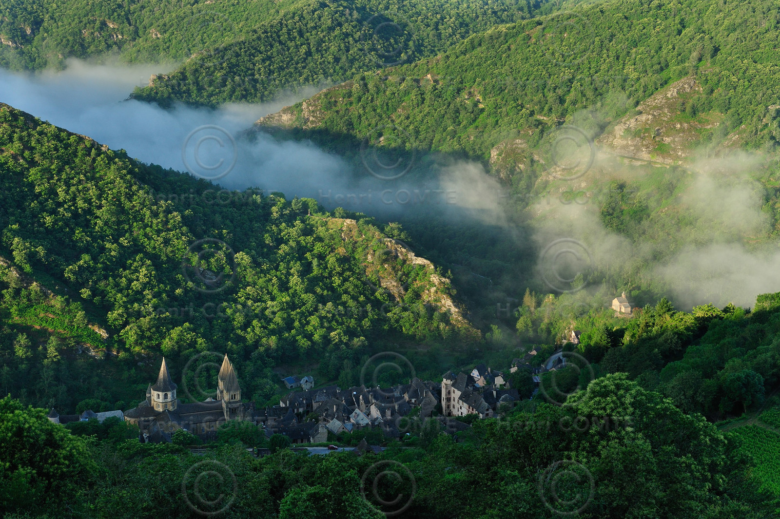 Conques